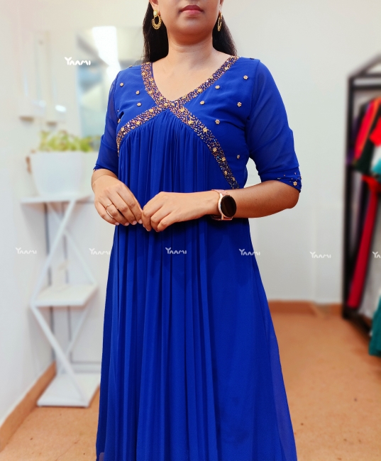 Latest Punjabi Suit Design | Boutique dress designs, Lace dress design,  Stylish dress designs
