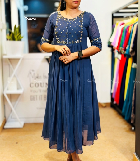 10 Must-Have Onam Outfits for an Ethnic Elegance – Odette