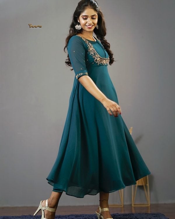 Handworked anarkali YD10200