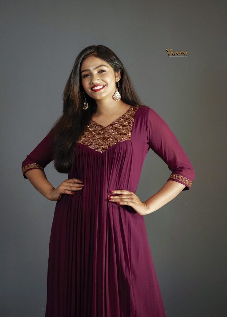 Handworked party wear kurthi YD10260