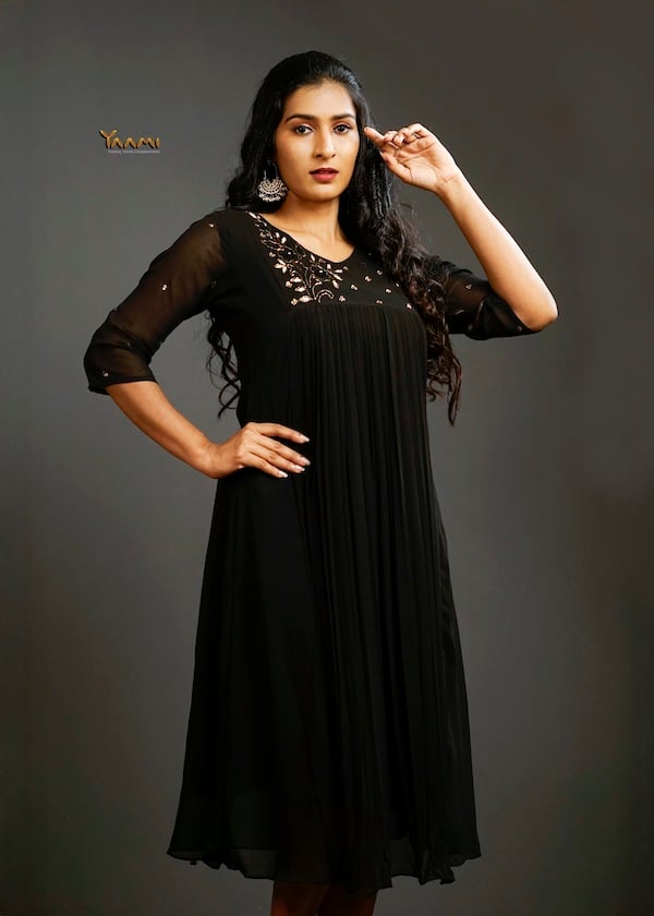 Handworked georgette kurtha YD10279