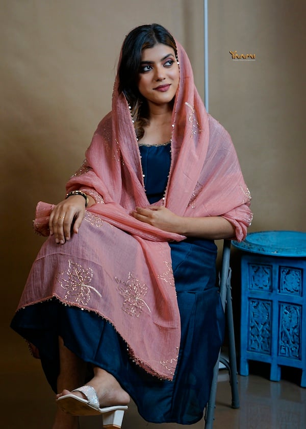 Vichithra Silk Kurti with Dupatta YD10293