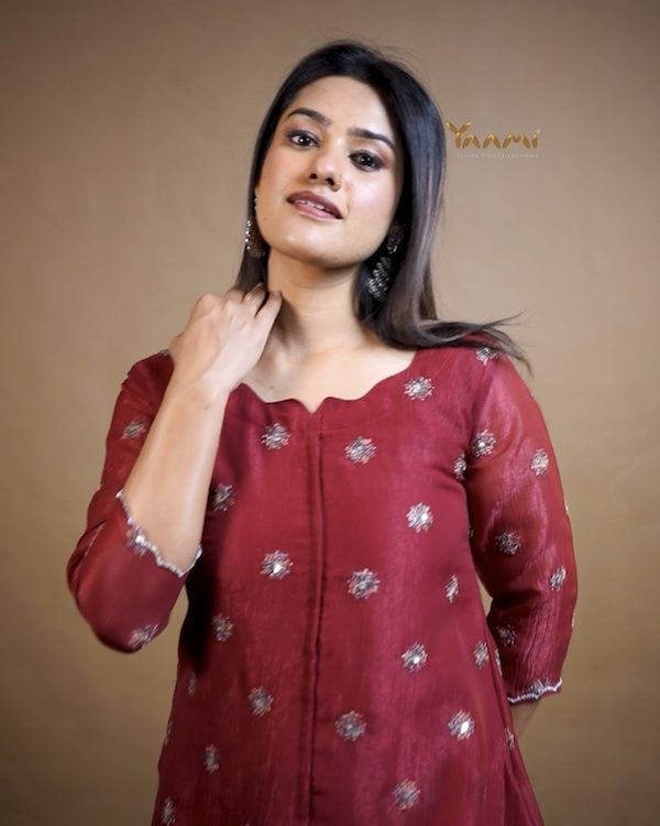 Radiant shimmer organza kurthi YD10299