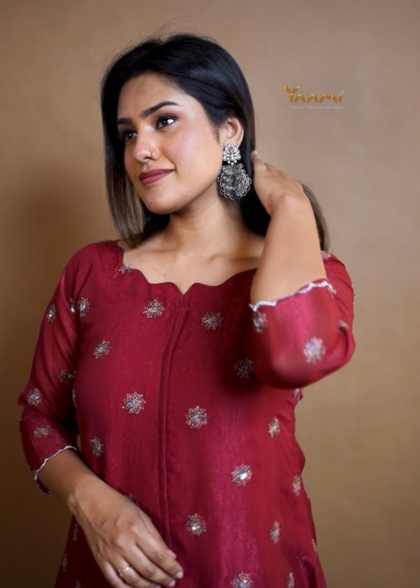 Radiant shimmer organza kurthi YD10299