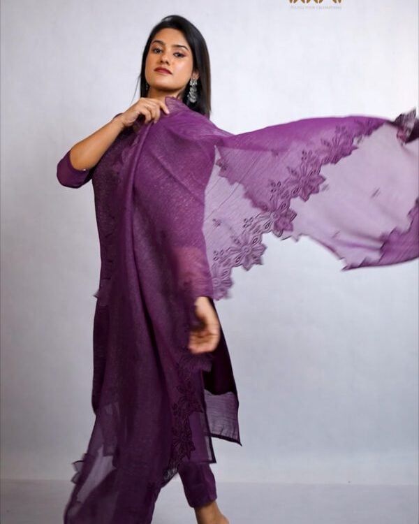 Three piece salwar set YD10297