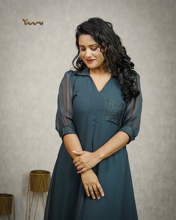 INDO WESTERN COLLAR KURTHI YD10317