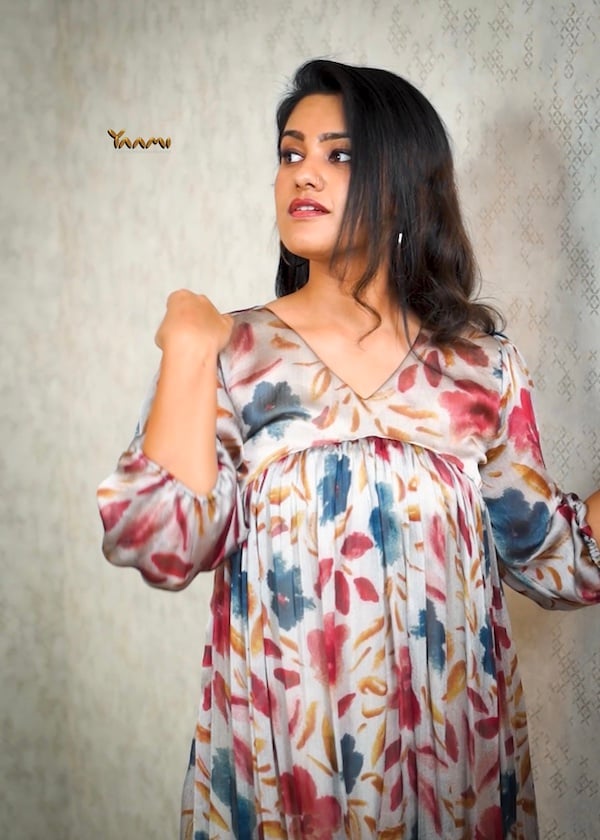 FLORAL CHINON ALIA CUT KURTHI YD10328