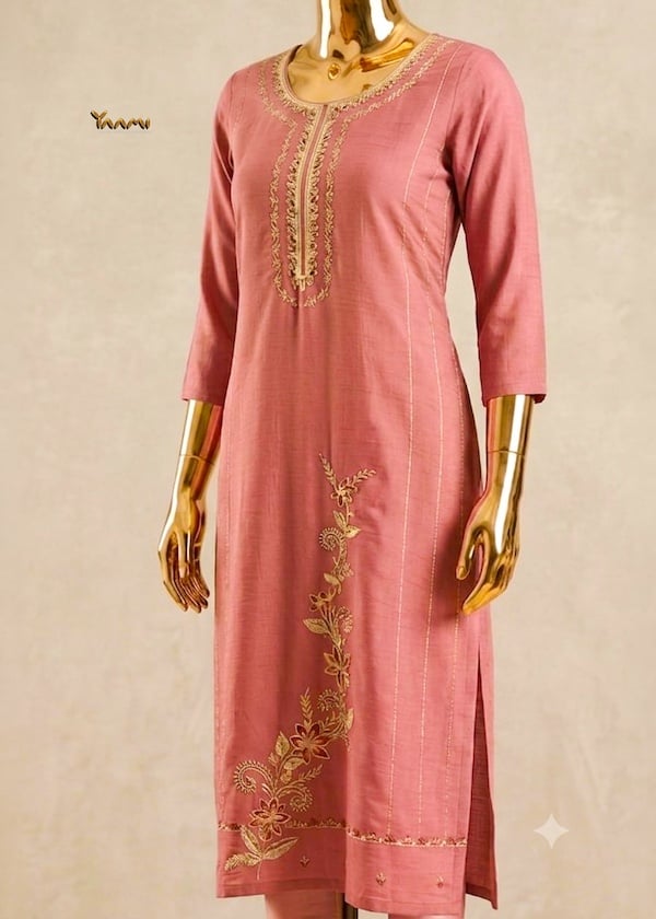 Mul chanderi Slitted Kurthi YD10323