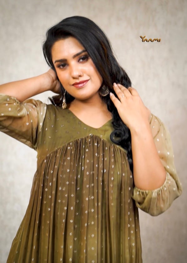 ALIA CUT KURTHI WITH OMBRE EFFECT YD10326