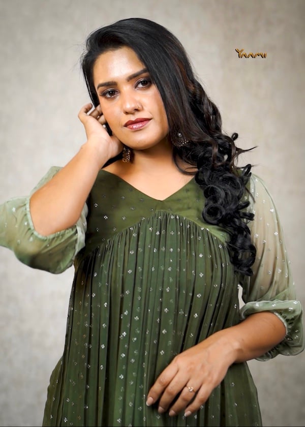 ALIA CUT KURTHI WITH OMBRE EFFECT YD10326
