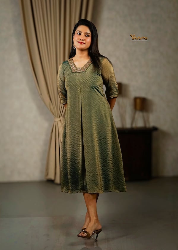 HANDWORKED JACQUARD KURTI YD10335