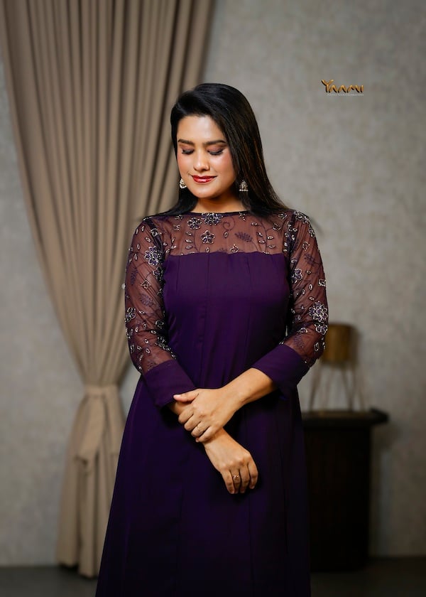 EMBROIDERED SHEER YOKE PANEL KURTI YD10336