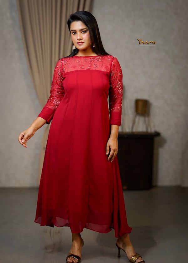 EMBROIDERED SHEER YOKE PANEL KURTI YD10336