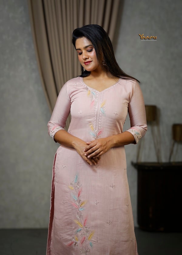 PASTEL MUL CHANDERI STRAIGHT KURTI SET YD10338