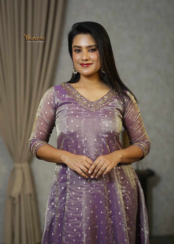 HANDWORKED ORGANZA KURTHI YD10340