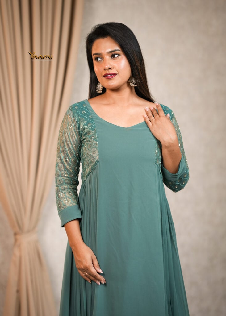 GEORGETTE SIDE PLEATED KURTHI YD10351