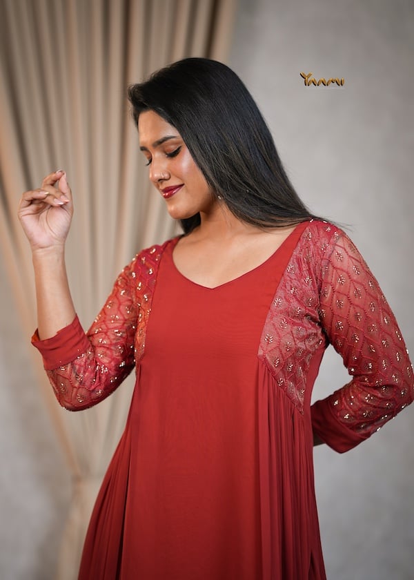 GEORGETTE SIDE PLEATED KURTHI YD10351