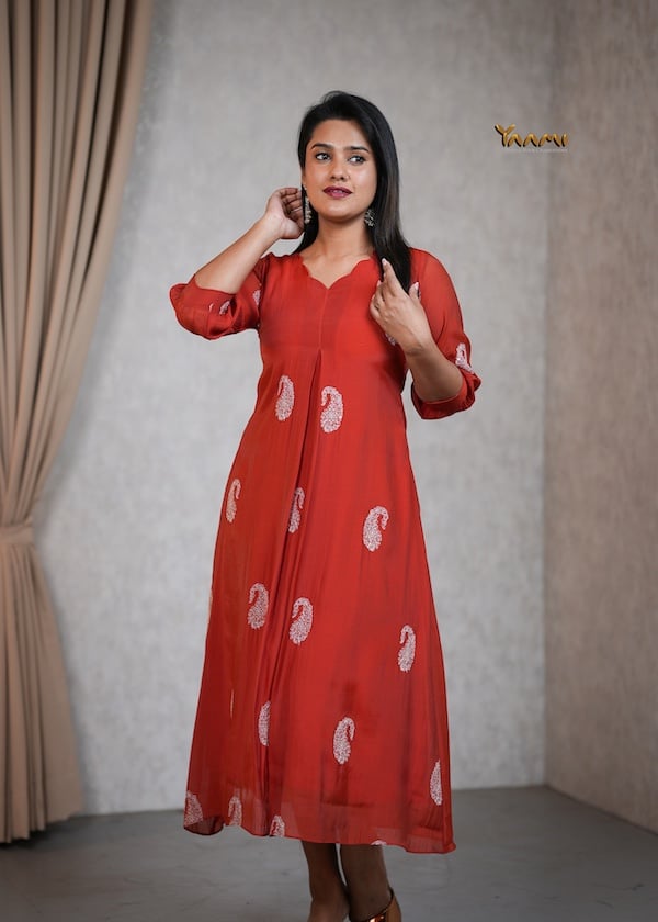 MUL CHANDERI PAISLEY MOTIF KURTHI YD10352