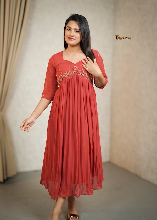 FLORAL HANDWORKED GEORGETTE  KURTHI YD10350
