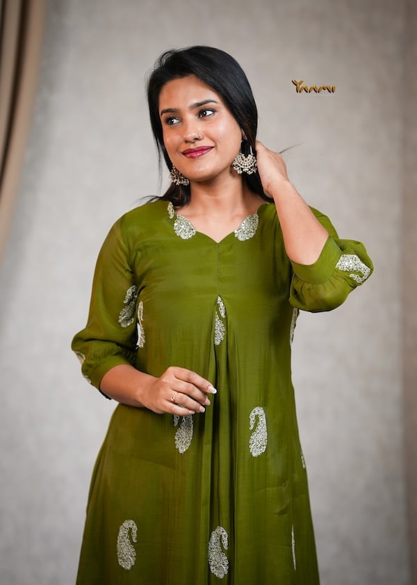 MUL CHANDERI PAISLEY MOTIF KURTHI YD10352
