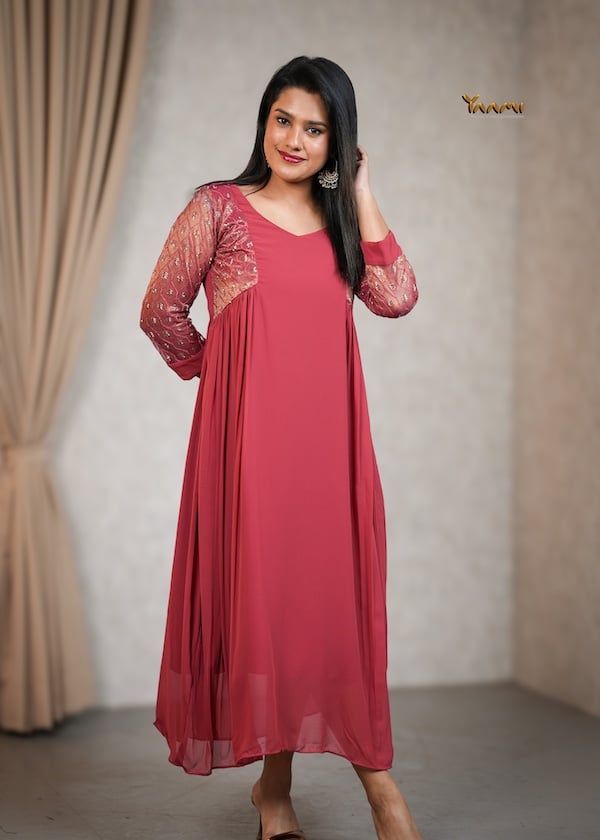 GEORGETTE SIDE PLEATED KURTHI YD10351