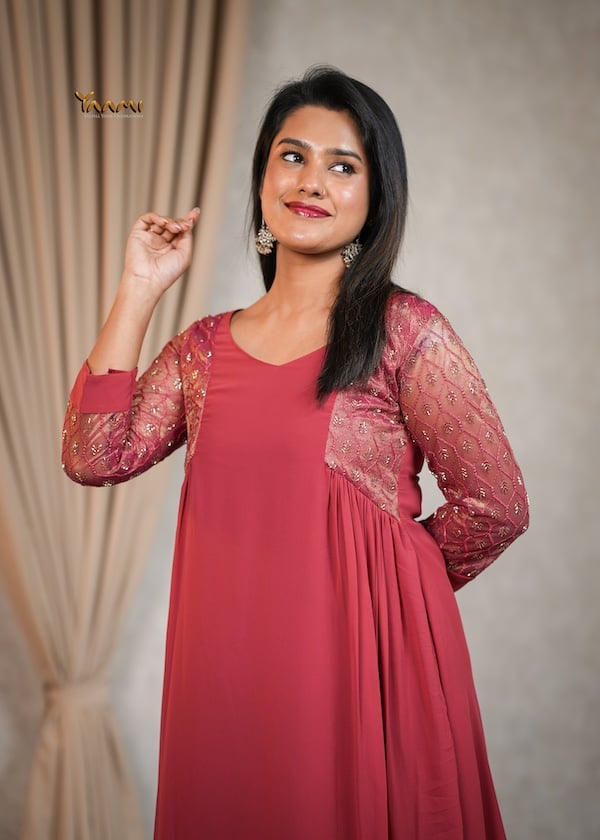 GEORGETTE SIDE PLEATED KURTHI YD10351