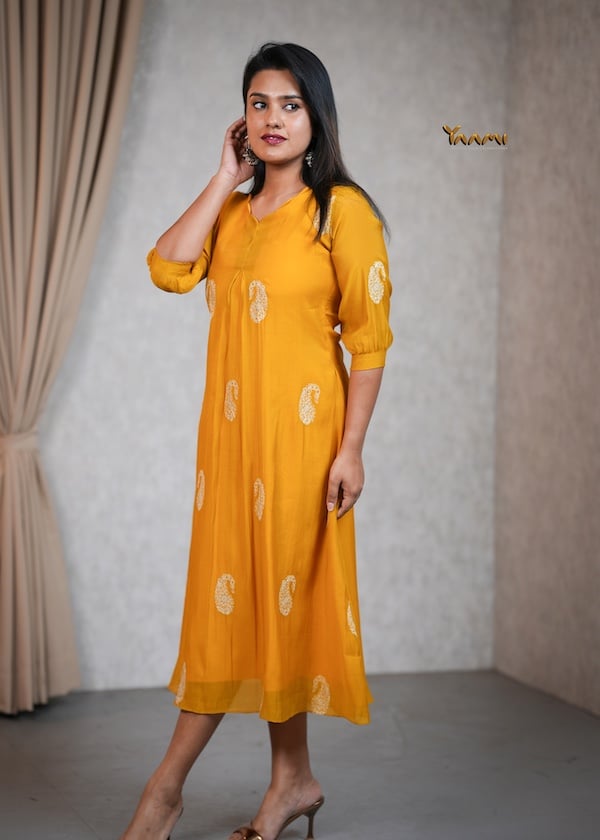 MUL CHANDERI PAISLEY MOTIF KURTHI YD10352