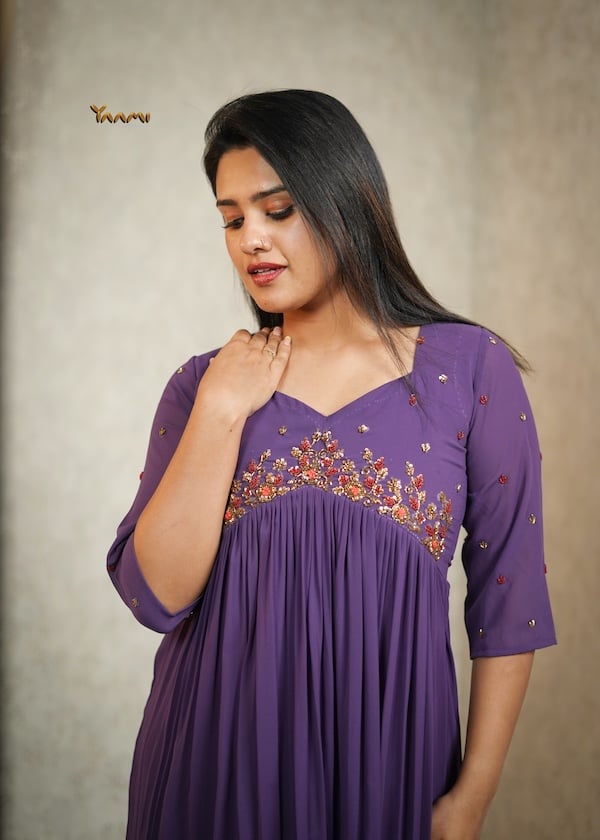 FLORAL HANDWORKED GEORGETTE  KURTHI YD10350