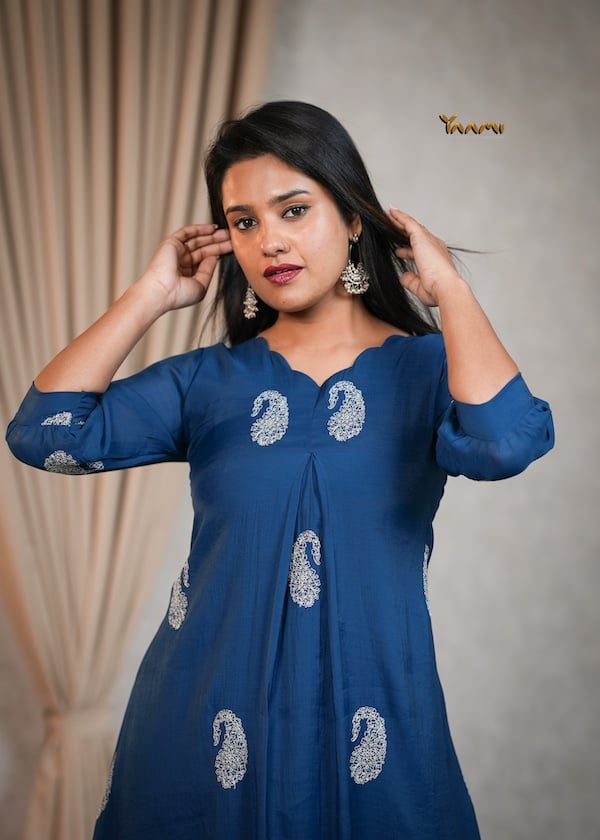 MUL CHANDERI PAISLEY MOTIF KURTHI YD10352