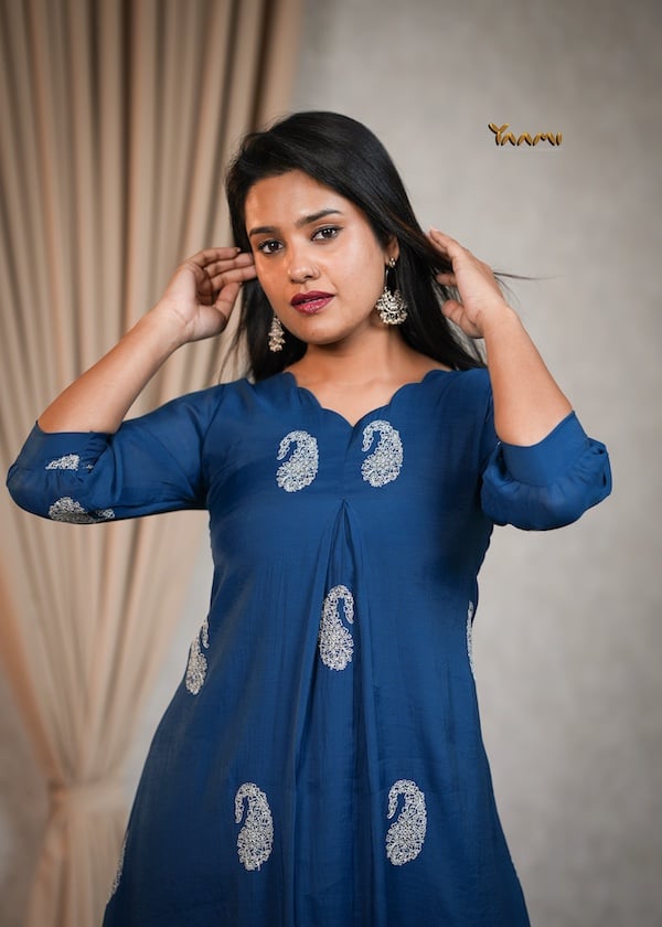 MUL CHANDERI PAISLEY MOTIF KURTHI YD10352