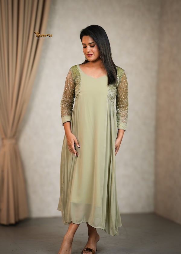 GEORGETTE SIDE PLEATED KURTHI YD10351