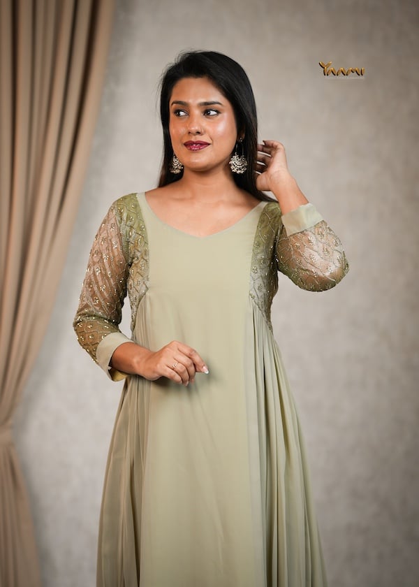 GEORGETTE SIDE PLEATED KURTHI YD10351