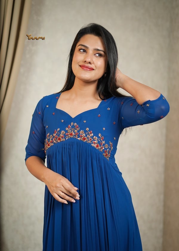 FLORAL HANDWORKED GEORGETTE  KURTHI YD10350