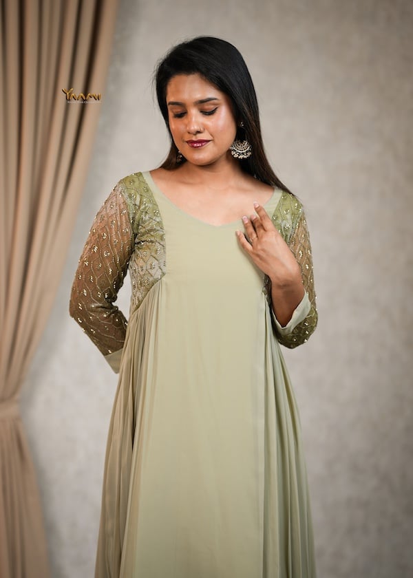 GEORGETTE SIDE PLEATED KURTHI YD10351