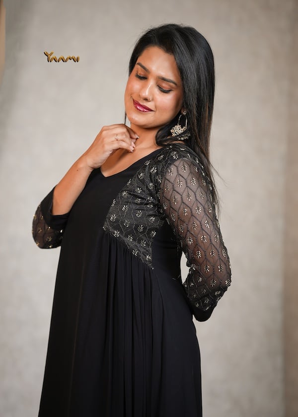 GEORGETTE SIDE PLEATED KURTHI YD10351