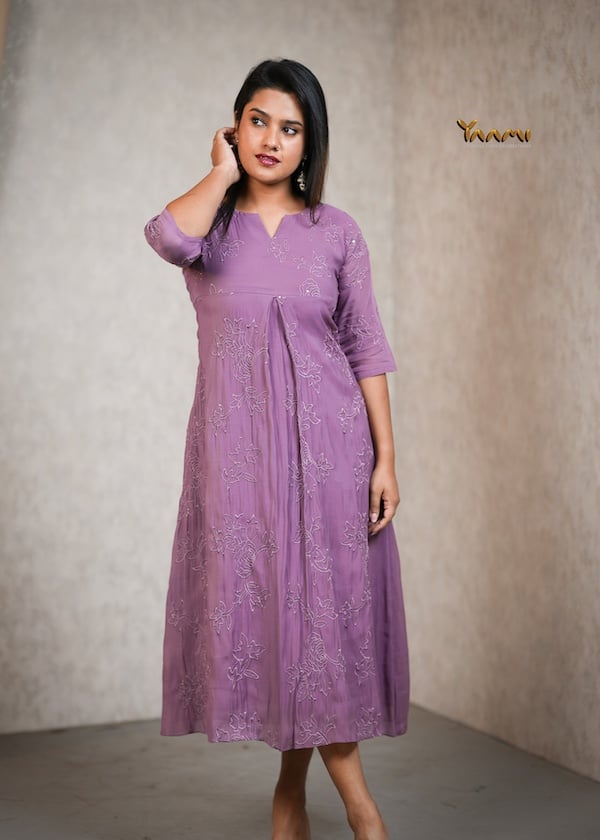 THREAD & SEQUIN EMBROIDERED KURHI YD10353