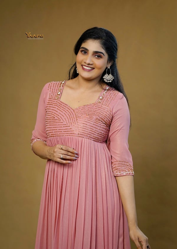 GOLDEN GEORGETTE A-LINE KURTI YD10357
