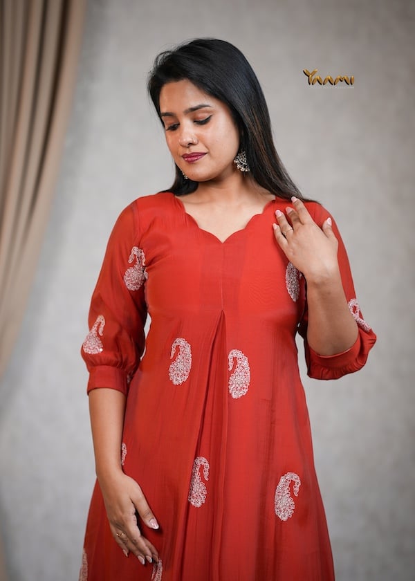 MUL CHANDERI PAISLEY MOTIF KURTHI YD10352