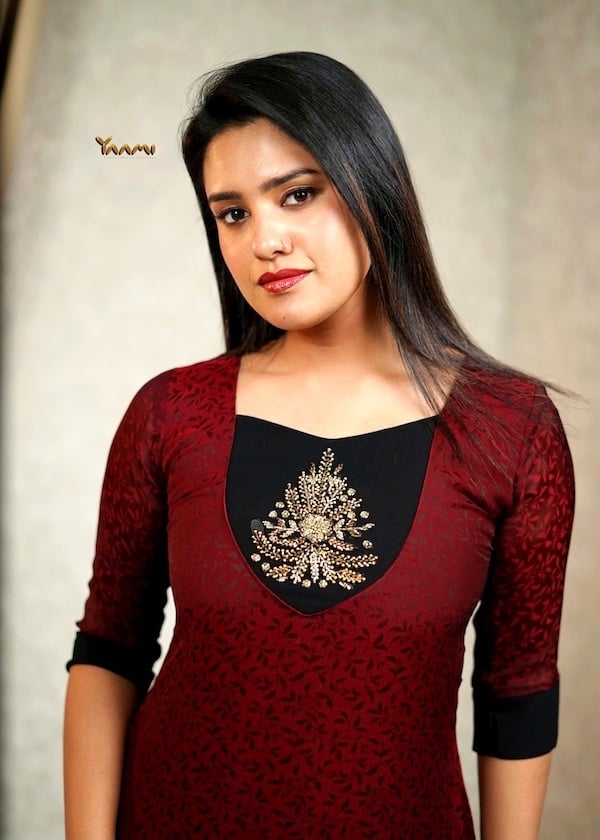 PRINTED RAYON A-LINE KURTHI YD10348