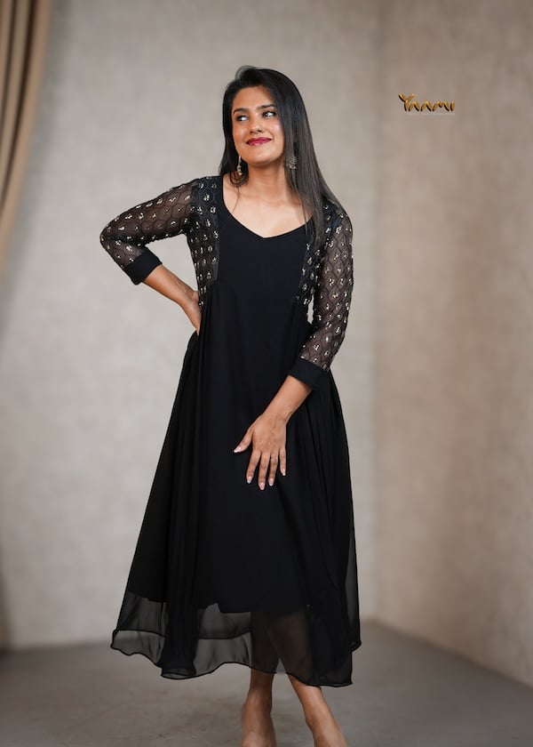 GEORGETTE SIDE PLEATED KURTHI YD10351