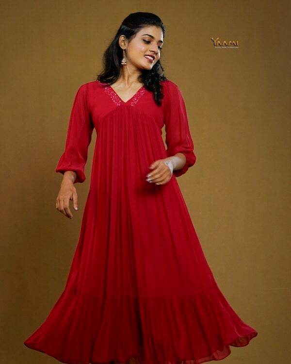 ALIA CUT RUFFLED HANDWORKED KURTI YD10362