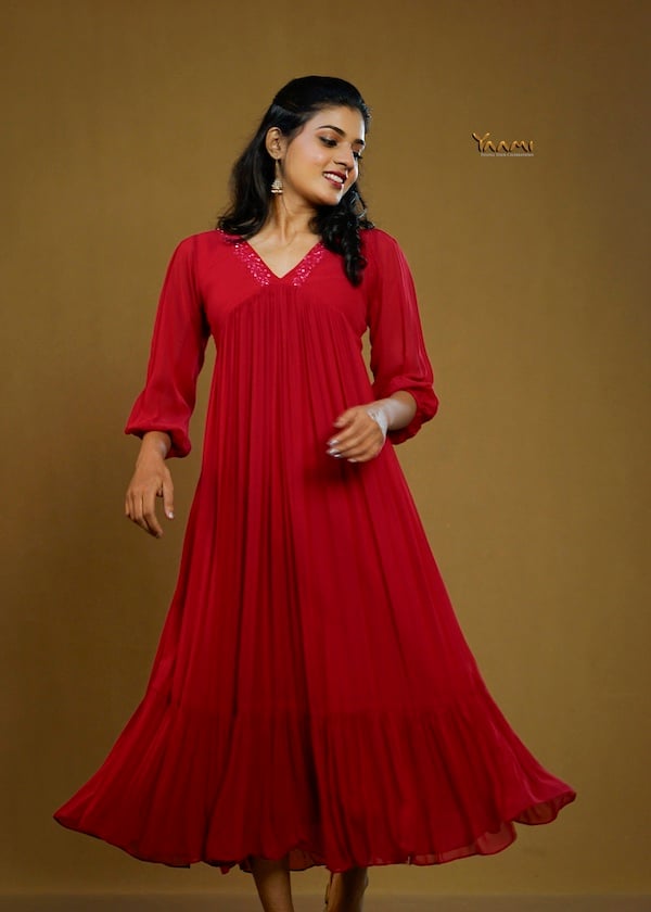 ALIA CUT RUFFLED HANDWORKED KURTI YD10362