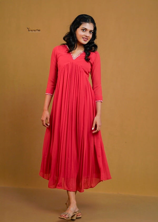 SCALLOPED BORDER ALIA CUT KURTI YD10364