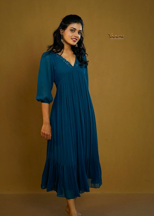 ALIA CUT RUFFLED HANDWORKED KURTI YD10362