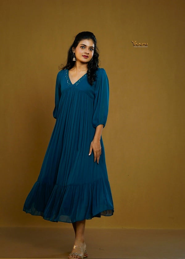 ALIA CUT RUFFLED HANDWORKED KURTI YD10362