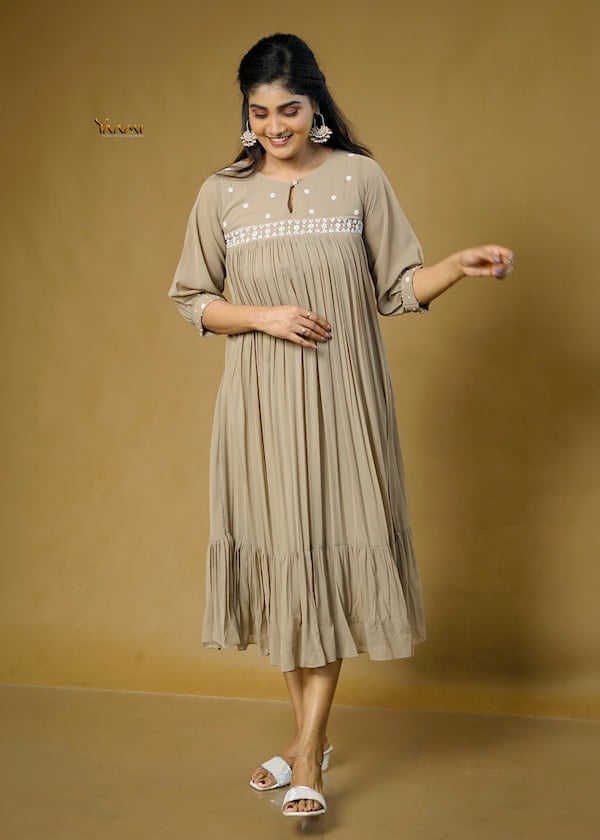 TIERED HEMLINE FLORAL HANDWORKED KURTHI