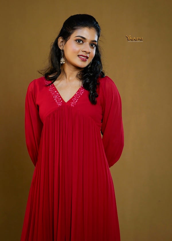ALIA CUT RUFFLED HANDWORKED KURTI YD10362
