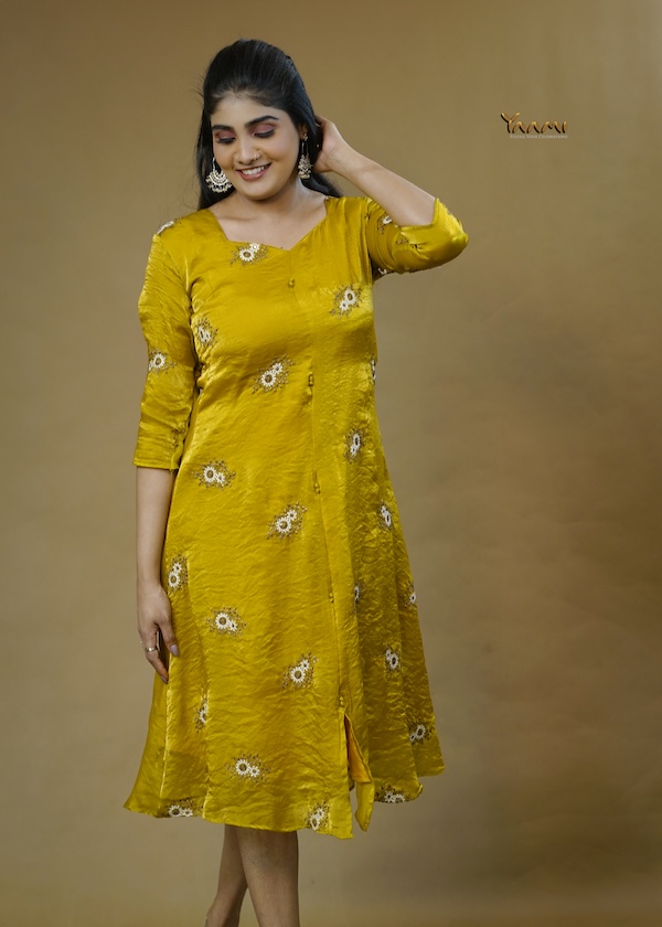 FENDY SILK FLORAL KURTI YD10360