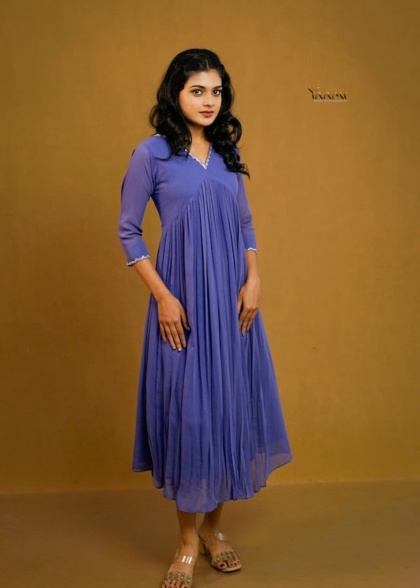 SCALLOPED BORDER ALIA CUT KURTI YD10364