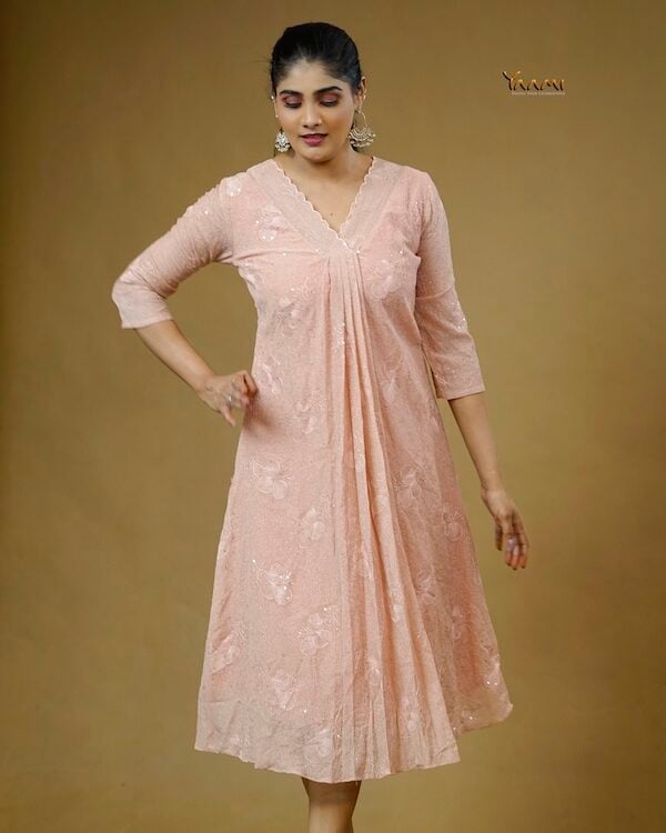 MUL CHIFFON PASTEL EMBROIDERED KURTHI YD10359